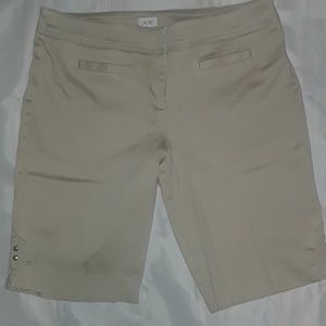 Cache walking shorts sz 4 beige